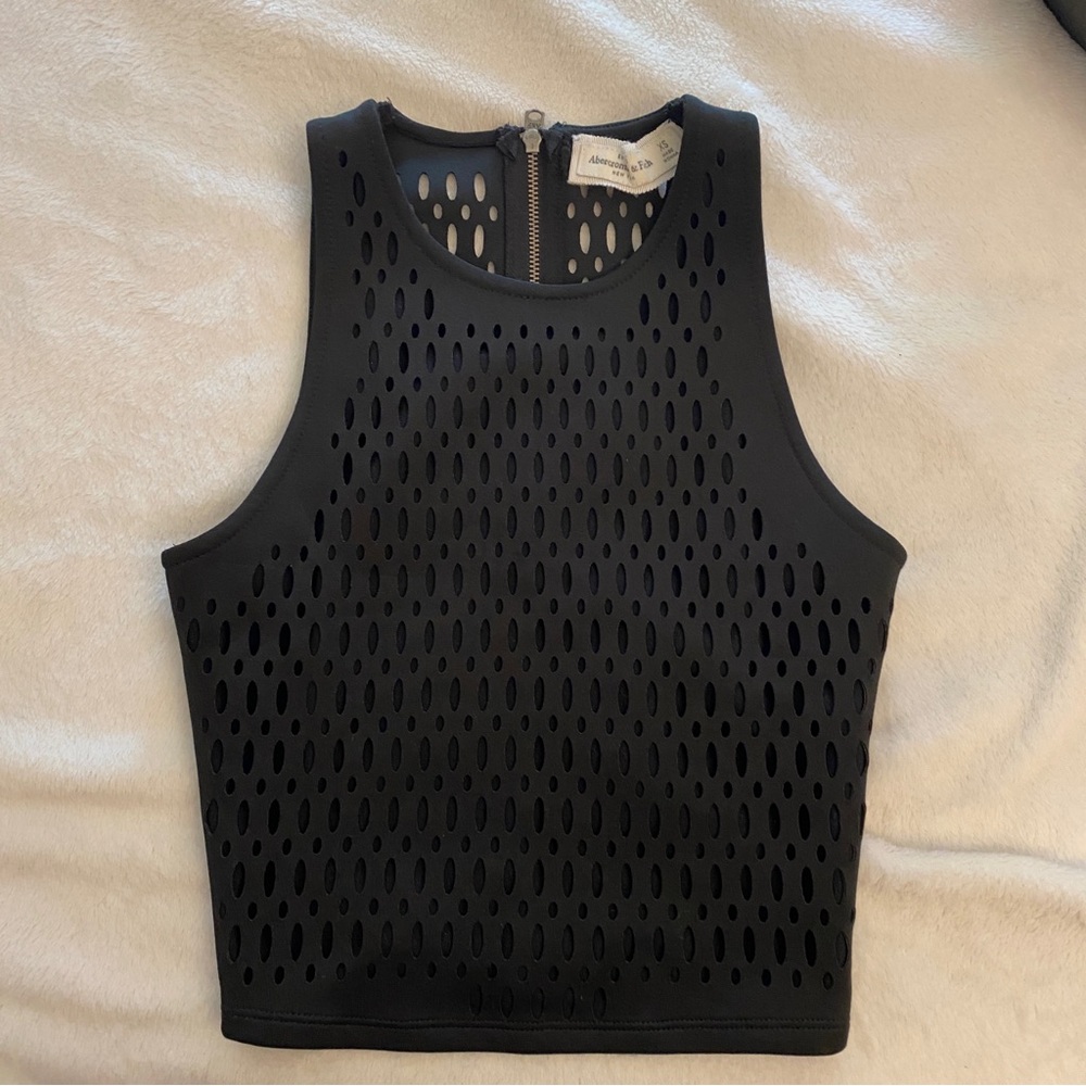 Abercrombie black sleeveless crop top